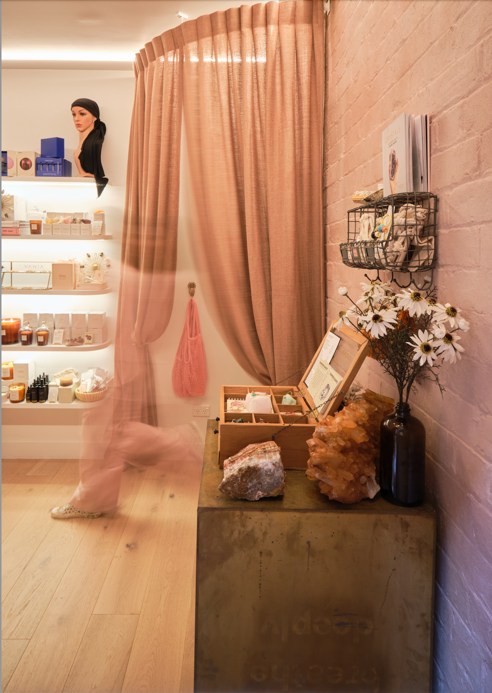 LUXE ASTRO CLUB - Bracelet Making & Tarot Event